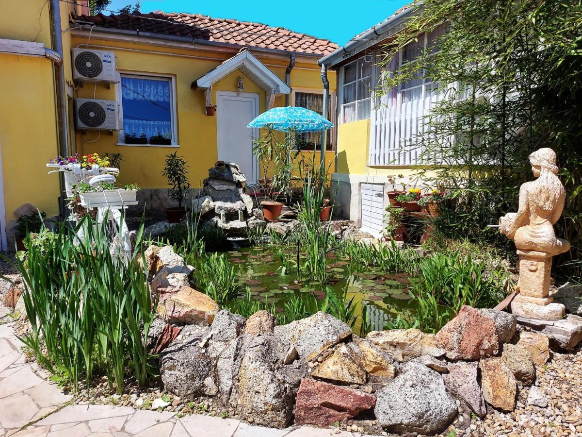 Castello Vendeg Es Apartmanhaz Eger Eksteriør bilde