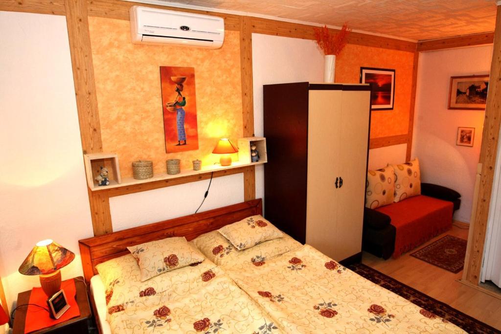 Castello Vendeg Es Apartmanhaz Eger Rom bilde