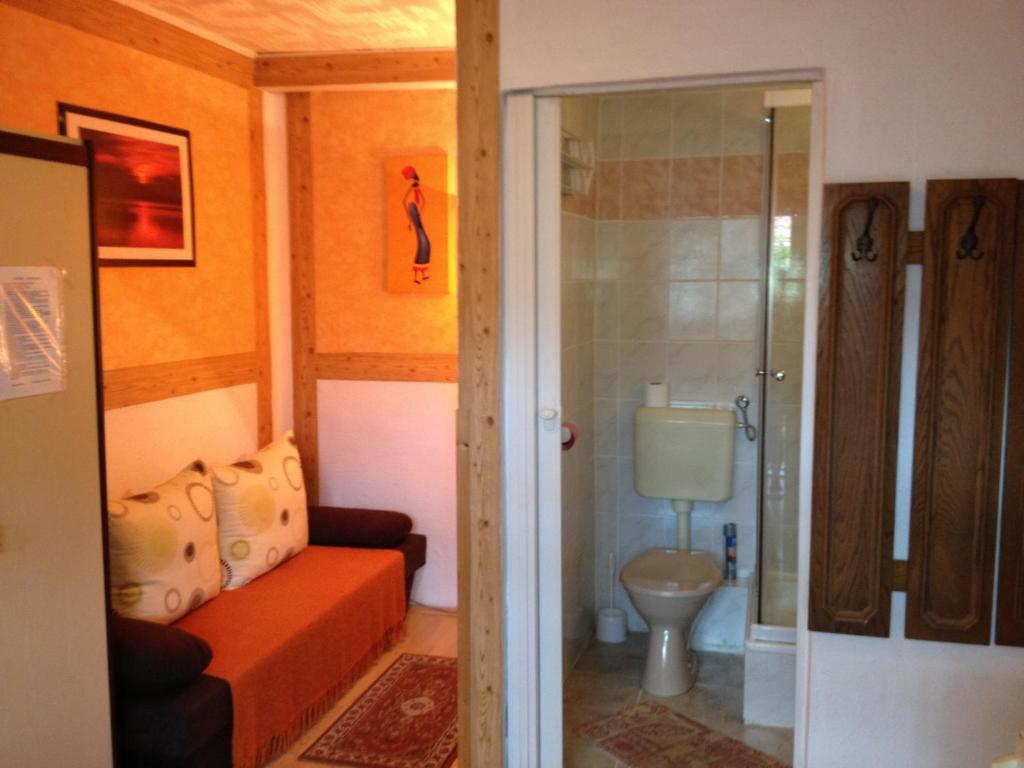 Castello Vendeg Es Apartmanhaz Eger Rom bilde
